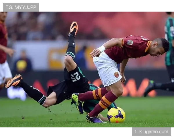 沙勒罗瓦防守体系再创新高，紧密防线成球队状态回暖关键