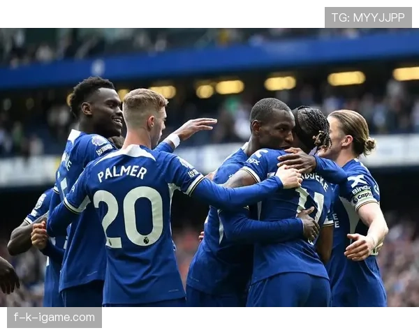 英超联赛精彩回顾：球队强势大胜引爆球迷热议，状态显著回暖