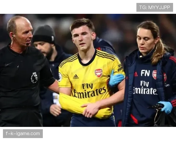 英超赛季更新：新星闪耀赛场，老将挥别绿茵