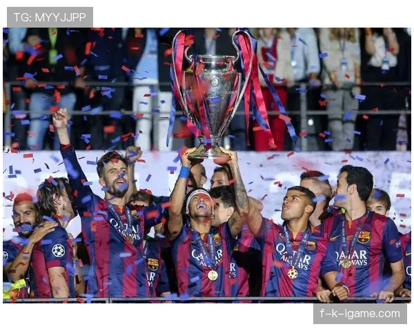 巴萨三冠王核心：苏亚雷斯的巅峰团队成就